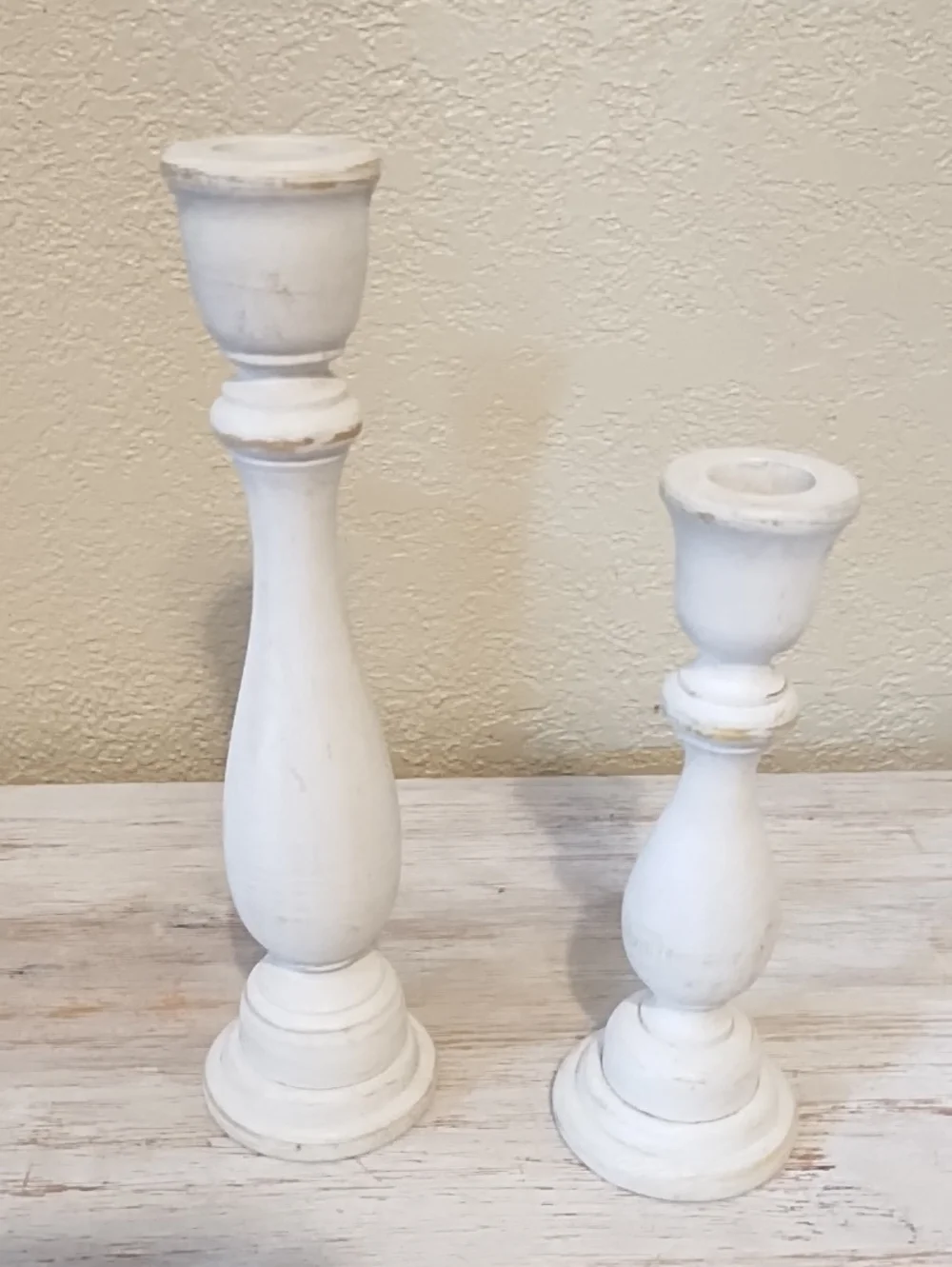 White Distressed Wood Candle Holders Set - Home Accents